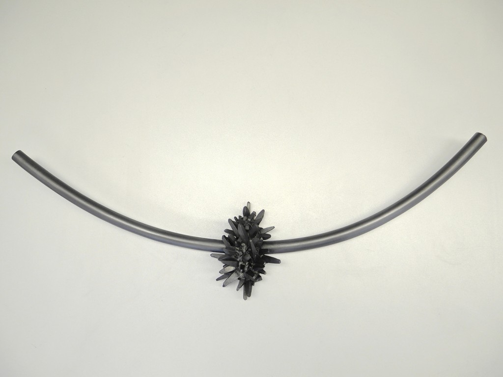 'HOTSPOTS', 2012-2015, Telekommunikationskabel, Neusilberguss, Graphit, ca. 60x30x10 cm